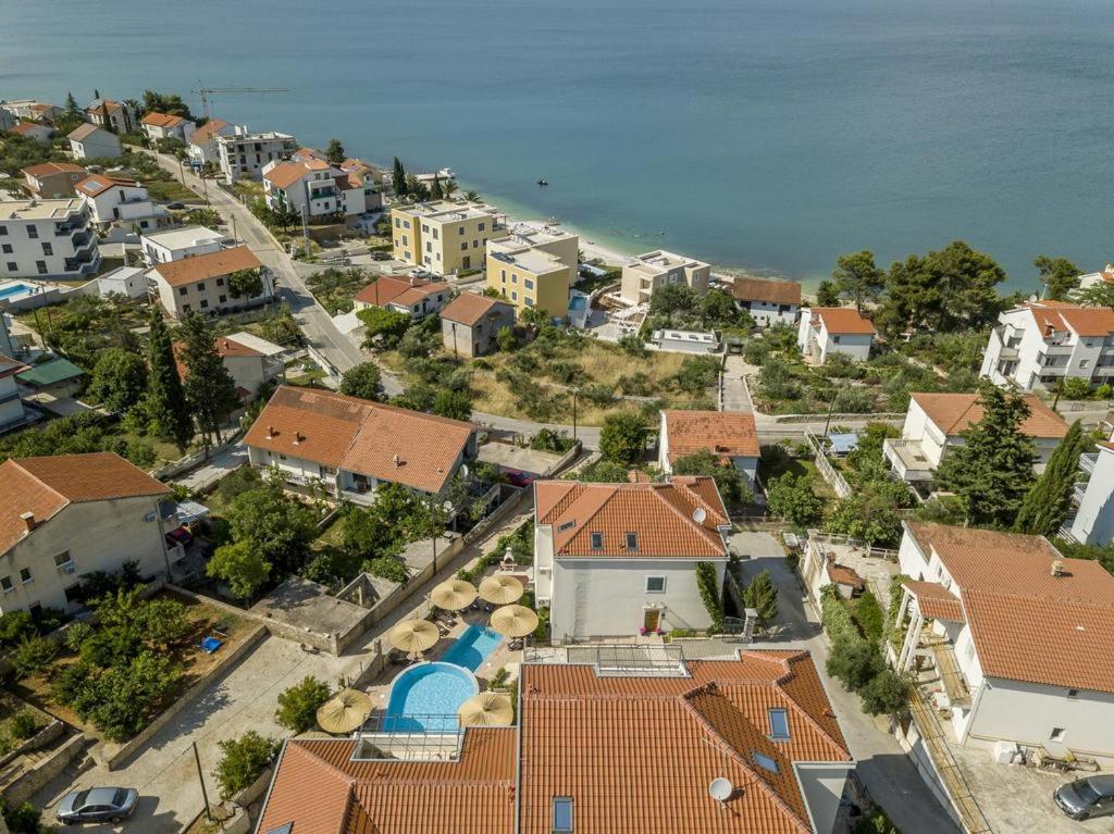 Apartment Livia Slatine Εξωτερικό φωτογραφία