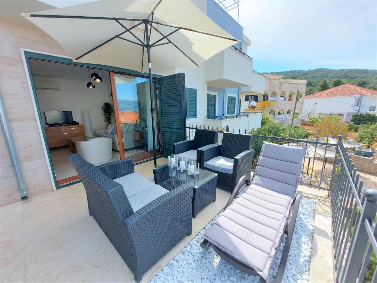 Apartment Livia Slatine Εξωτερικό φωτογραφία