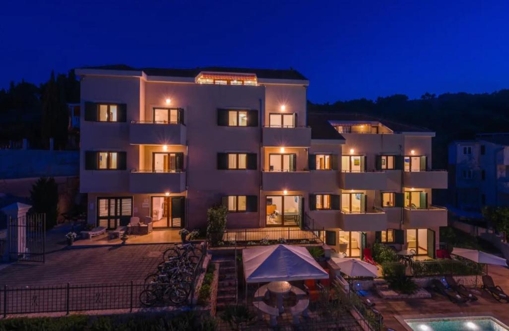 Apartment Livia Slatine Εξωτερικό φωτογραφία