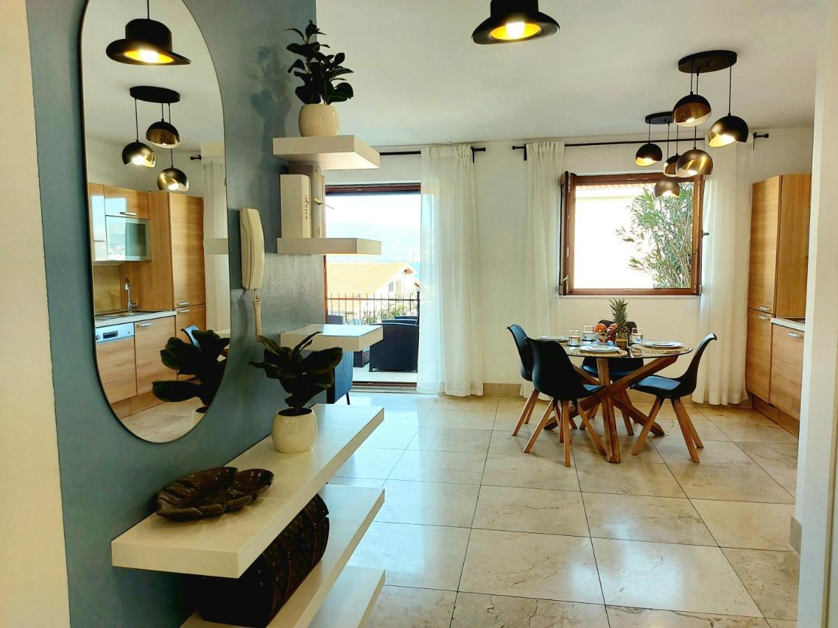Apartment Livia Slatine Εξωτερικό φωτογραφία