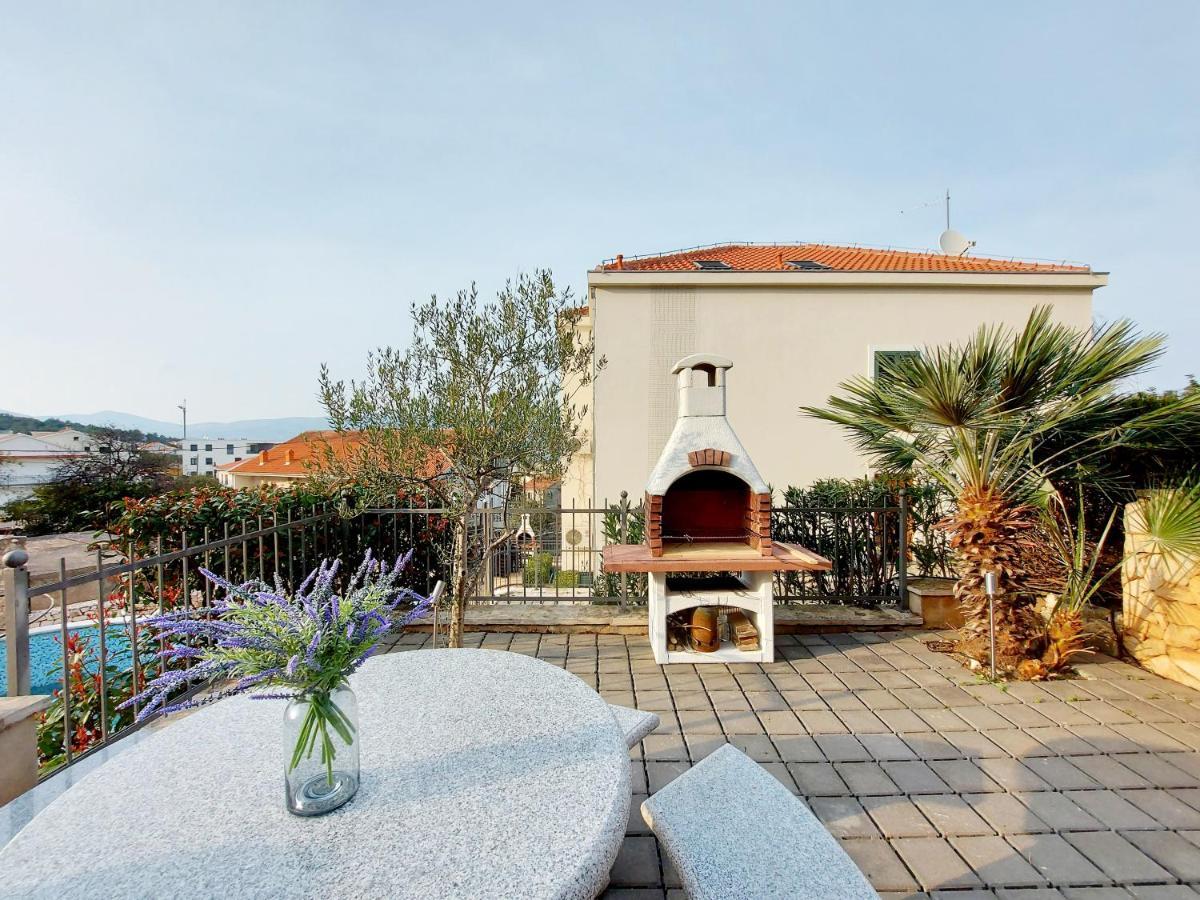 Apartment Livia Slatine Εξωτερικό φωτογραφία